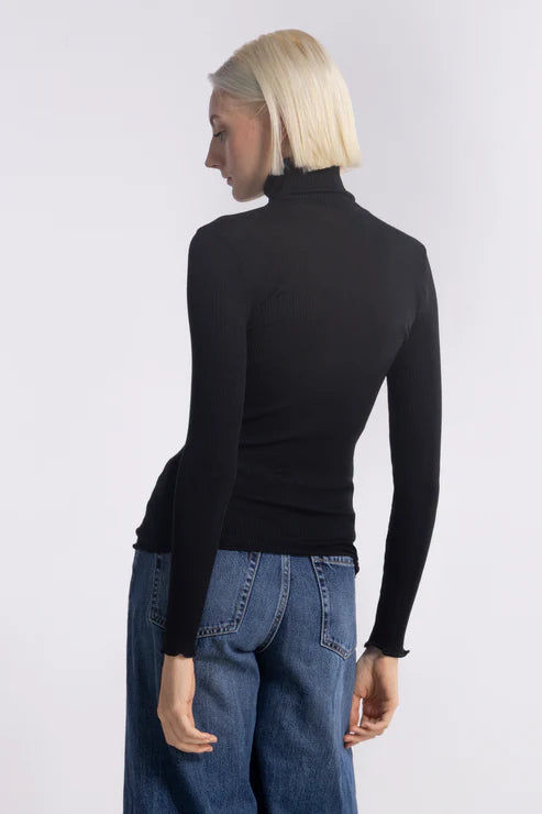 Oscalito -  Turtleneck Wool and Silk Top