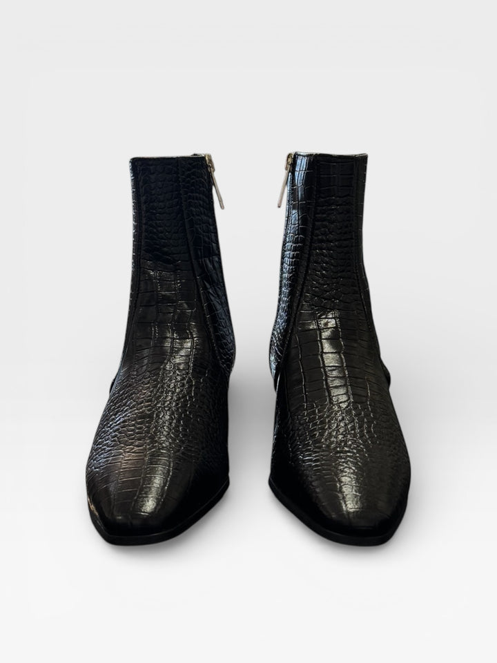Aquatalia - Fosca Embos Ankle Boot