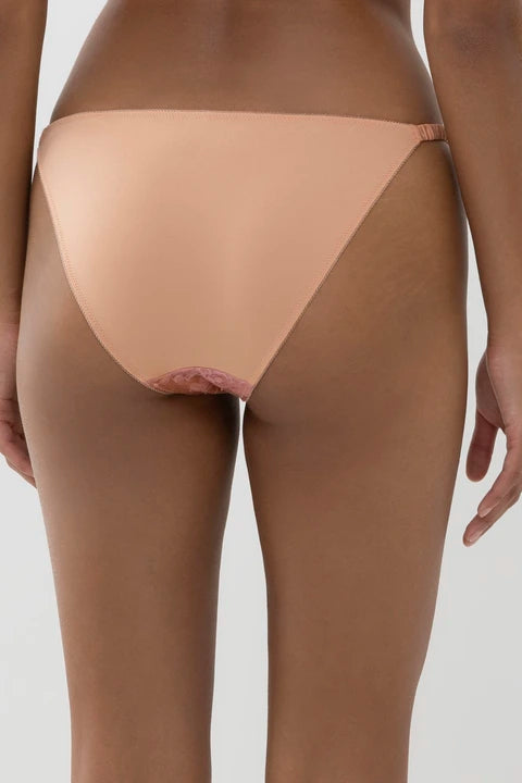 Mey - Poetry Dream Brief