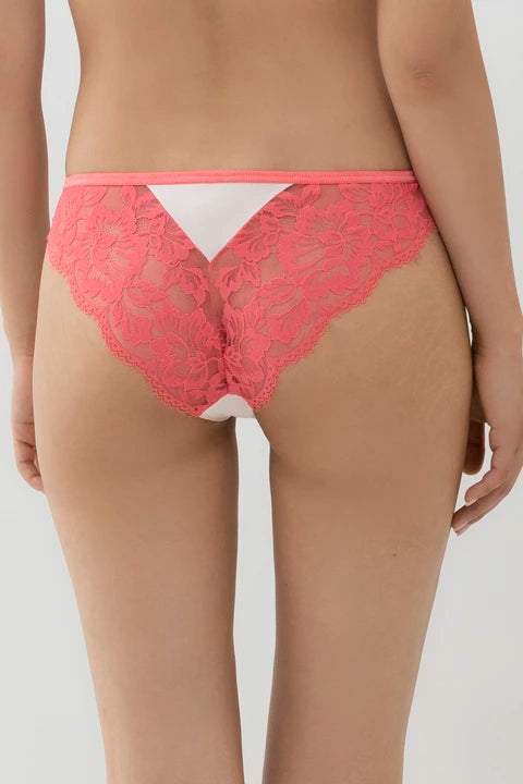 Mey - Poetry Vogue Brief