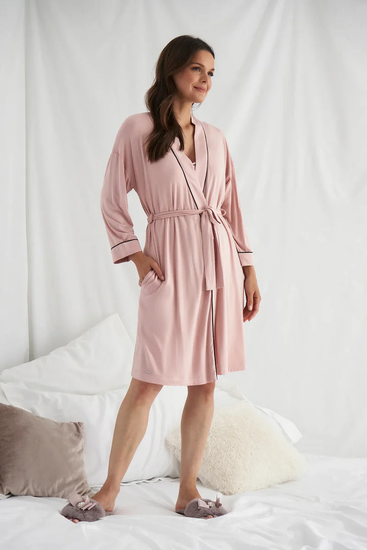 Pretty You London -  Robe