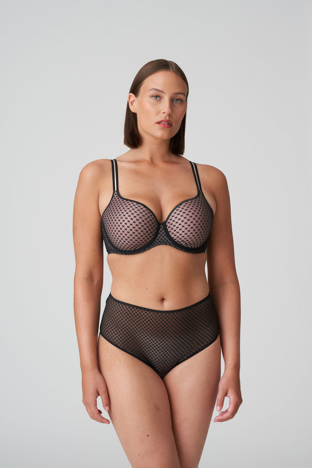 Prima Donna Twist - Glass Beach Padded Balcony
