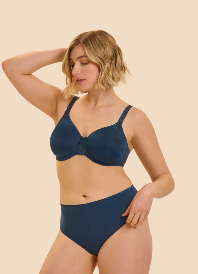 Simone Pérèle -  Andora Retro Brief