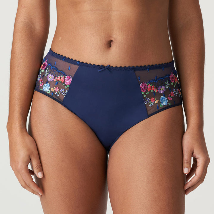 Prima Donna - Sedaine Full Brief