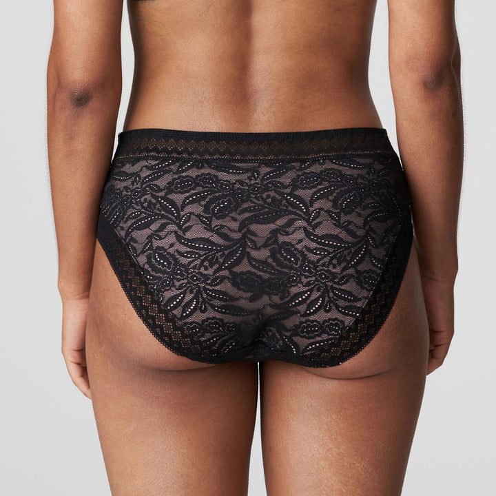 Prima Donna Twist - Palermo Full Brief