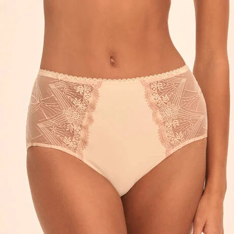 Simone Pérèle - Allure Deep Brief